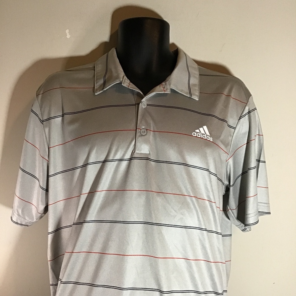 😻😎😜#643 ADIDAS, size large, great condition, polyester 🐶🐶❤️